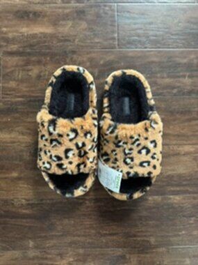 Leopard fur Croc slides